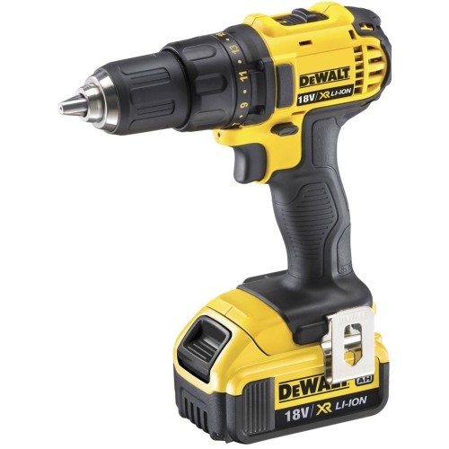 Шуруповерт DeWALT DCD 780 M2