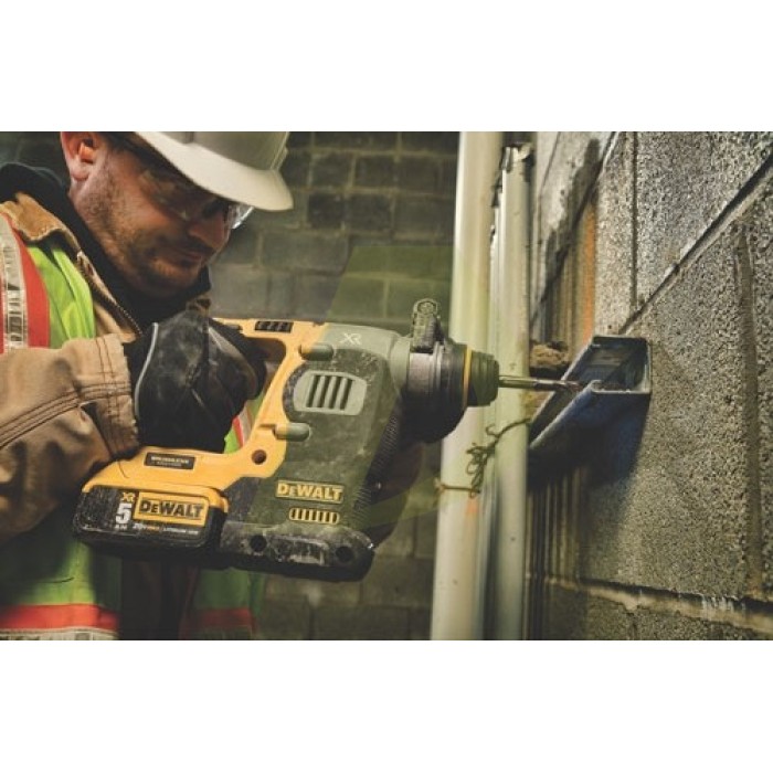 Аккумуляторный перфоратор DeWALT DCH274P2 Аккумуляторный перфоратор DeWALT DCH274P2