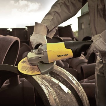 Угловая шлифмашина STANLEY SL209