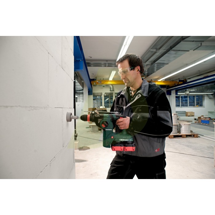 Акумуляторний перфоратор METABO KHA 36-18 LTX 32 (600796650) Акумуляторний перфоратор METABO KHA 36-18 LTX 32 (600796650)