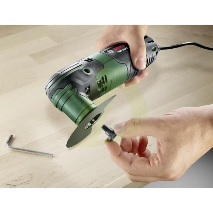 Багатофункційний інструмент BOSCH PMF 220 CE (0603102020) Багатофункційний інструмент BOSCH PMF 220 CE (0603102020)