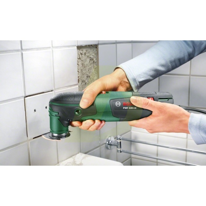 Багатофункційний інструмент BOSCH PMF 220 CE (0603102020) Багатофункційний інструмент BOSCH PMF 220 CE (0603102020)